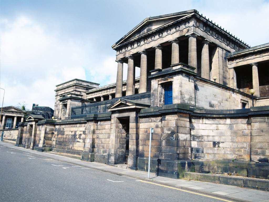 Photo: The Royal High School, Edinburgh (Credit: Alamy)